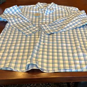 Men’s Checkered Blue,white,green size XL